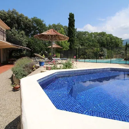 Villa Mimosa *